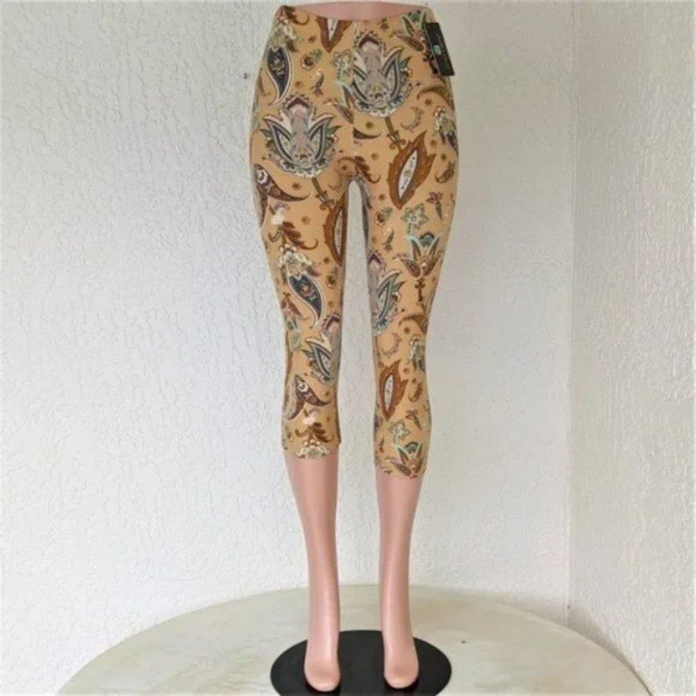 🎁 COMFY LEGGINGS Ultra Soft Printed Brushed Capri Length